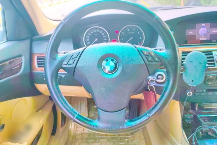 Used BMW 5 Series 2010 523Li Standard Edition Steering Wheel