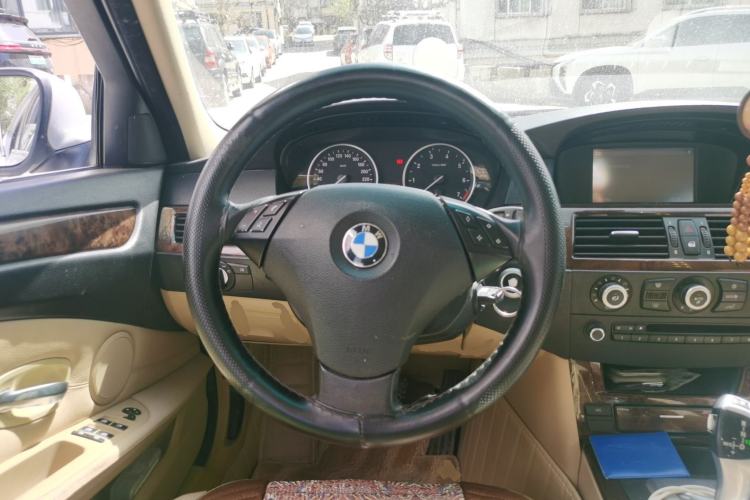 Used BMW 5 Series 2010 520Li Luxury Model Steering Wheel