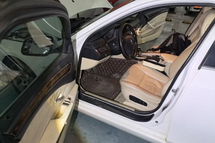 Used BMW 5 Series 2010 523Li Leading Model Driver Seat