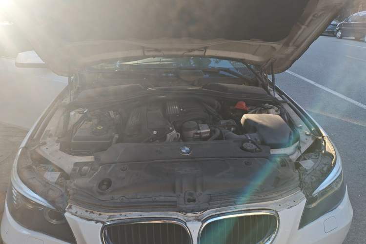 Used BMW 5 Series 2010 520Li Luxury Model Engine Bay
