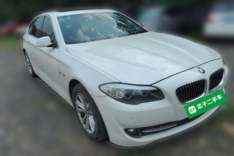 Used BMW 5 Series 2010 523Li Leading Model Front Right 45 Deg