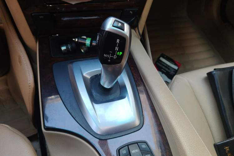 Used BMW 5 Series 2010 520Li Luxury Model Gear Lever