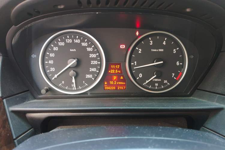 Used BMW 5 Series 2010 520Li Luxury Model Instrument Cluster