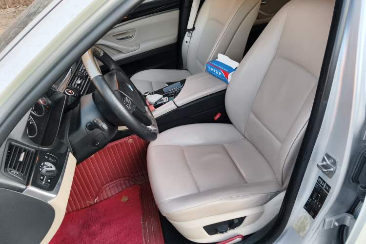 Used BMW 5 Series 2010 525Li Leading Model Left Front Seat