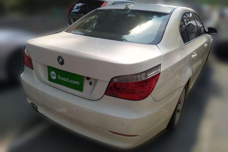 Used BMW 5 Series 2010 520Li Leading Model Rear Right 45 Deg