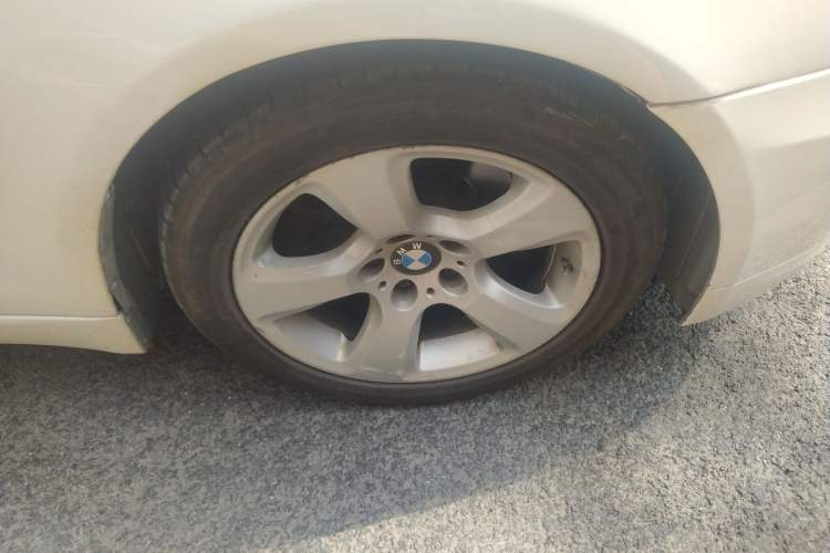 Used BMW 5 Series 2010 520Li Leading Model Right Front Wheel Hub