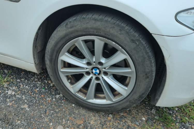 Used BMW 5 Series 2010 523Li Leading Model Right Front Wheel Hub