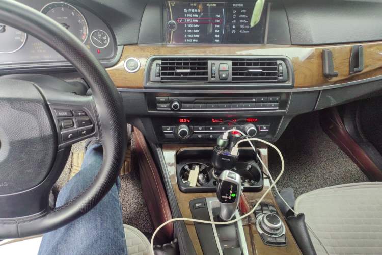 Used BMW 5 Series 2011 528Li Leading Model Audio And AC Panel