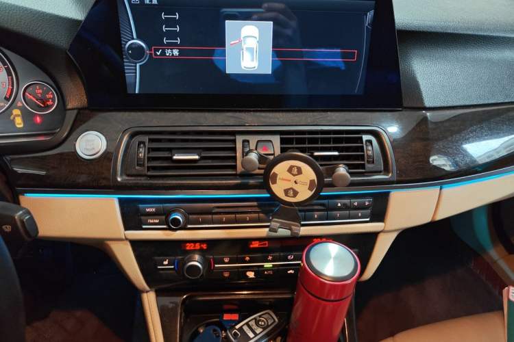 Used BMW 5 Series 2011 523Li Luxury Model Audio And AC Panel