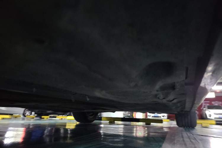 Used BMW 5 Series 2011 523Li Luxury Model Chassis Front Left