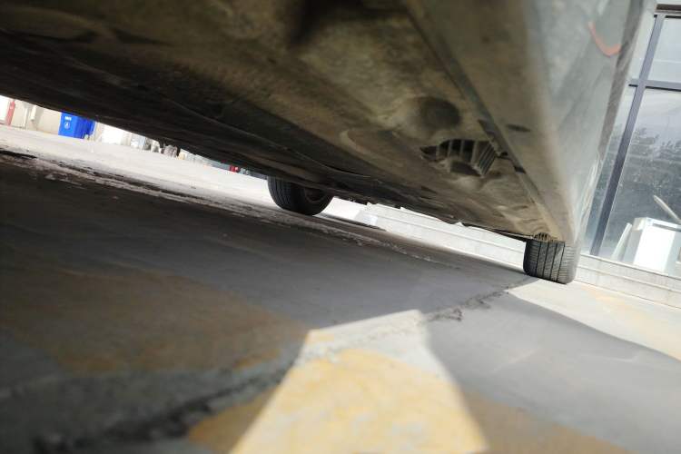 Used BMW 5 Series 2011 523Li Luxury Model Chassis Front Left