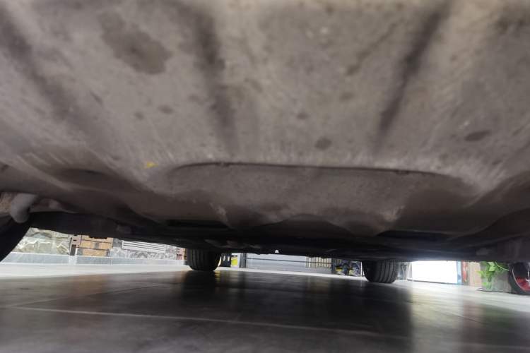 Used BMW 5 Series 2011 523Li Leading Model Chassis Front