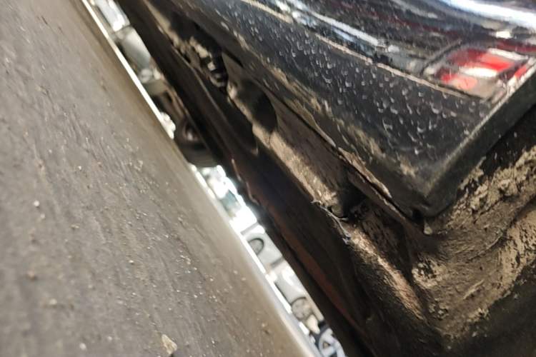 Used BMW 5 Series 2011 520Li Elegant Model Chassis Front Right