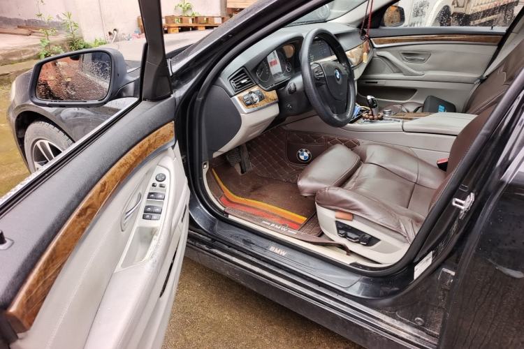 Used BMW 5 Series 2011 528Li Luxury Model Driver Seat