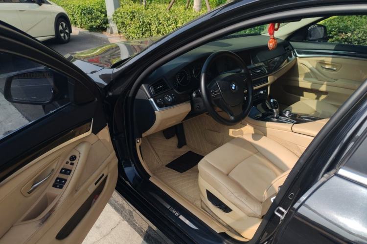 Used BMW 5 Series 2011 523Li Luxury Model Driver Seat