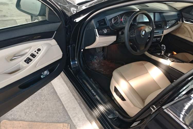Used BMW 5 Series 2011 520Li Elegant Model Driver Seat