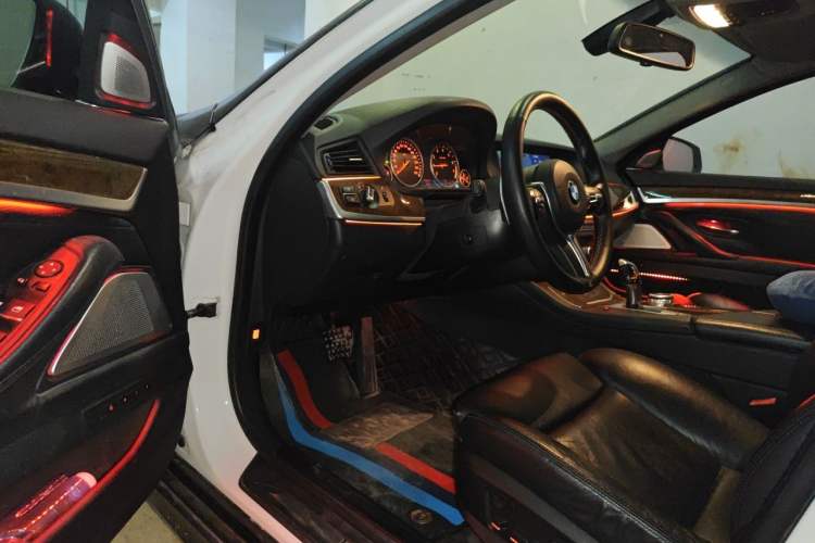 Used BMW 5 Series 2011 528Li Leading Model Driver Seat