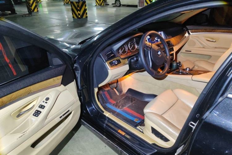 Used BMW 5 Series 2011 528Li Luxury Model Driver Seat