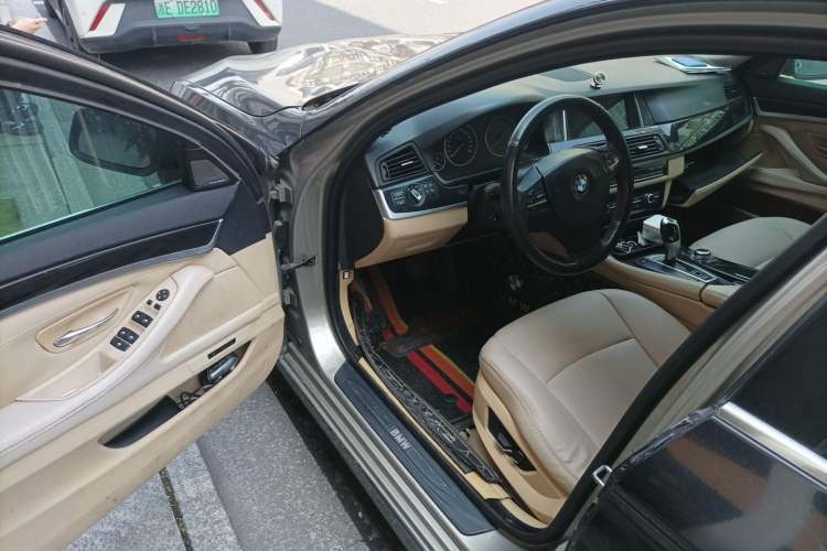 Used BMW 5 Series 2011 520Li Elegant Model Driver Seat