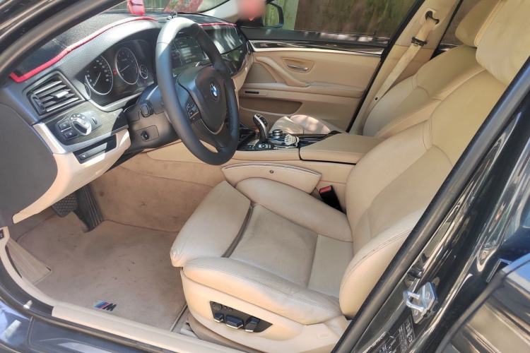 Used BMW 5 Series 2011 535i Luxury Sport Edition Driver Seat
