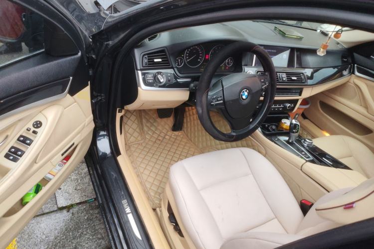 Used BMW 5 Series 2011 523Li Leading Model Driver Seat