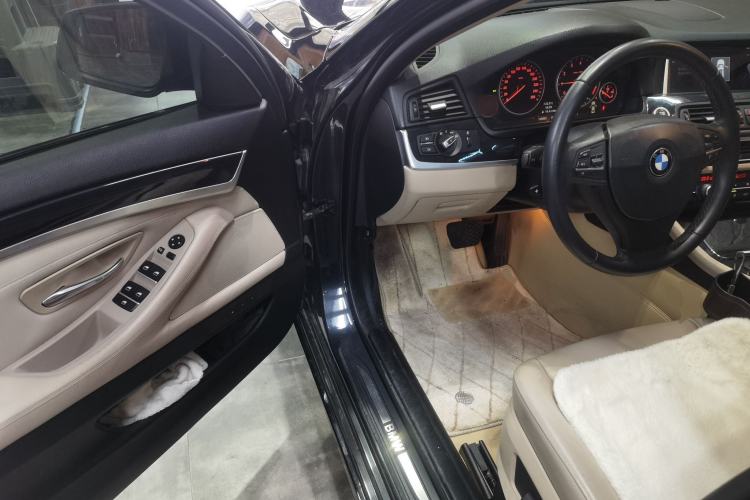 Used BMW 5 Series 2011 523Li Leading Model Driver Seat