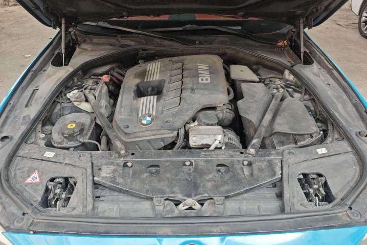 Used BMW 5 Series 2011 523Li Luxury Model Engine Bay