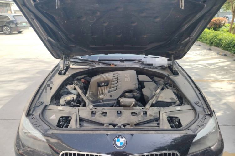 Used BMW 5 Series 2011 523Li Luxury Model Engine Bay