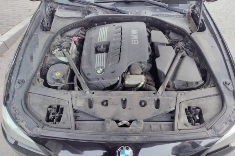 Used BMW 5 Series 2011 528Li Leading Model Engine Bay