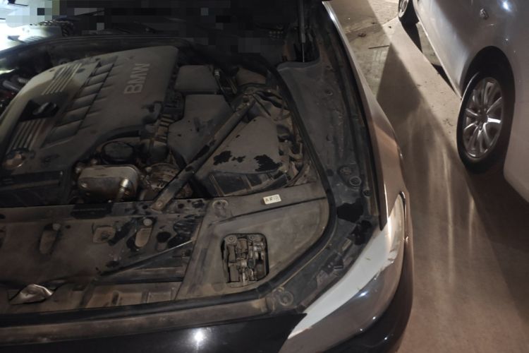 Used BMW 5 Series 2011 523Li Luxury Model Engine Bay Left