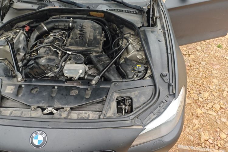 Used BMW 5 Series 2011 535Li Leading Model Engine Bay Left