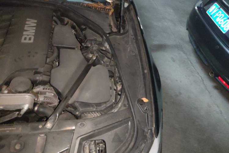 Used BMW 5 Series 2011 523Li Luxury Model Engine Bay Left