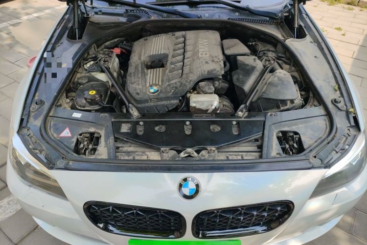 Used BMW 5 Series 2011 523Li Luxury Model Engine Bay