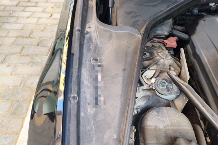 Used BMW 5 Series 2011 523Li Leading Model Engine Bay Right