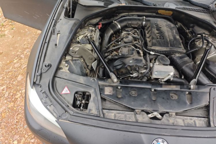 Used BMW 5 Series 2011 535Li Leading Model Engine Bay Right