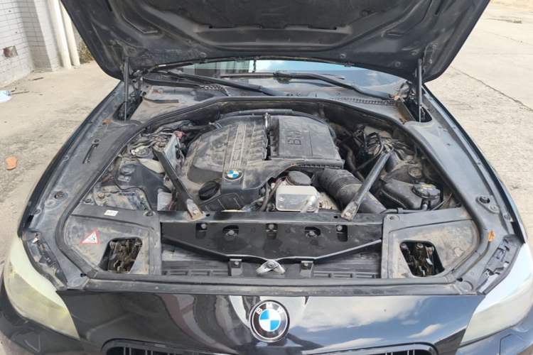 Used BMW 5 Series 2011 535i Sport Edition Engine Bay