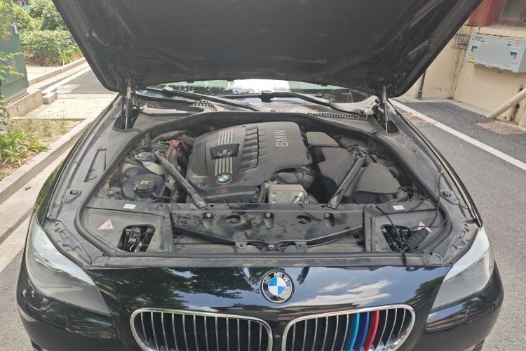 Used BMW 5 Series 2011 523Li Luxury Model Engine Bay