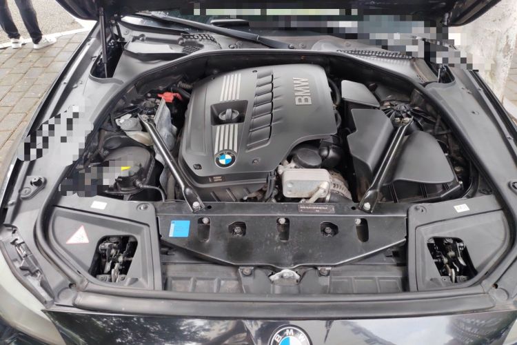 Used BMW 5 Series 2011 523Li Luxury Model Engine Bay