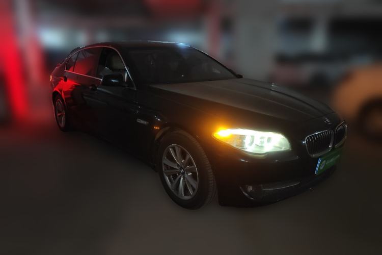 Used BMW 5 Series 2011 523Li Luxury Model Front Right 45 Deg