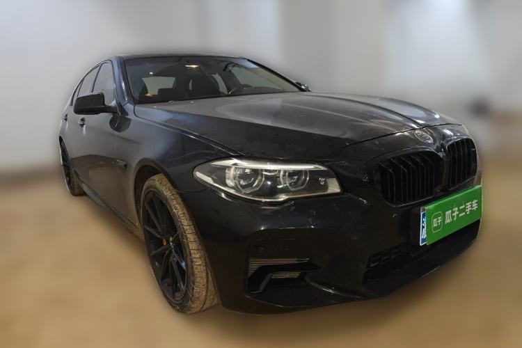 Used BMW 5 Series 2011 528Li Leading Model Front Right 45 Deg