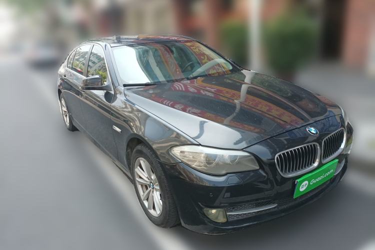 Used BMW 5 Series 2011 520Li Elegant Model Front Right 45 Deg