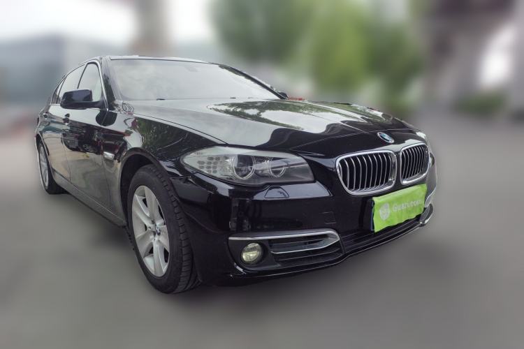 Used BMW 5 Series 2011 528Li Leading Model Front Right 45 Deg