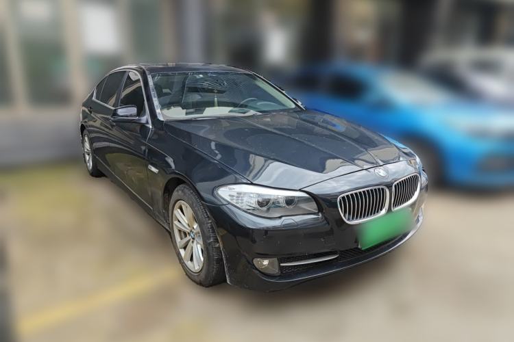 Used BMW 5 Series 2011 523Li Luxury Model Front Right 45 Deg