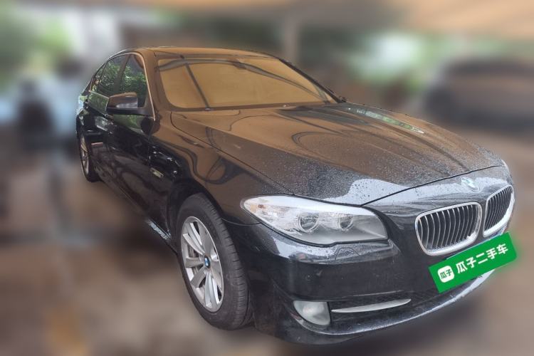 Used BMW 5 Series 2011 520Li Elegant Model Front Right 45 Deg