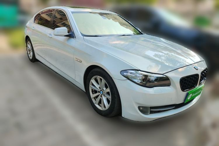 Used BMW 5 Series 2011 523Li Luxury Model Front Right 45 Deg