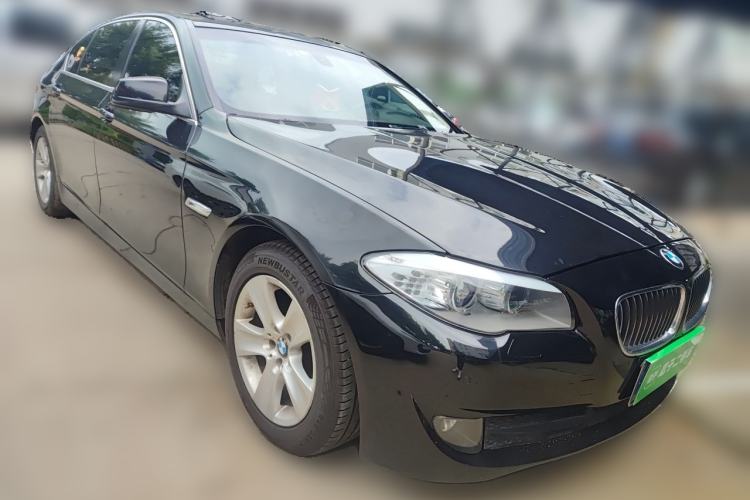 Used BMW 5 Series 2011 528Li Leading Model Front Right 45 Deg