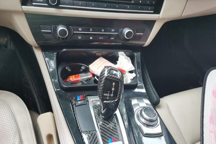 Used BMW 5 Series 2011 520Li Elegant Model Gear Lever