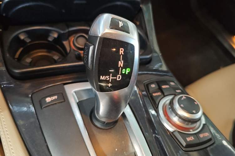 Used BMW 5 Series 2011 520Li Elegant Model Gear Lever