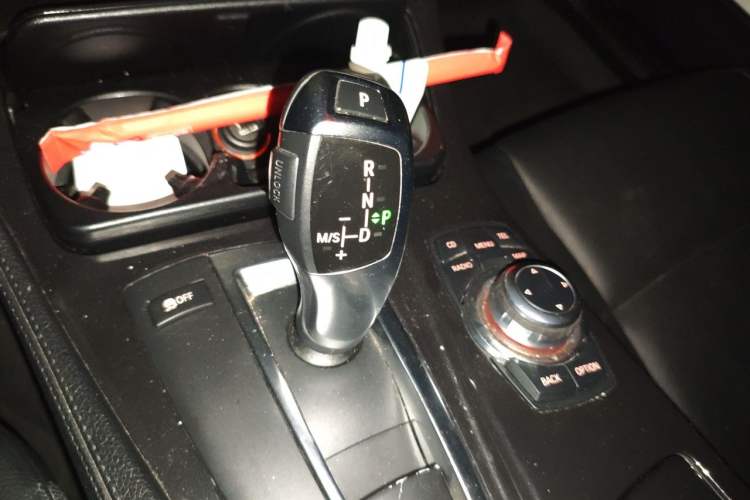 Used BMW 5 Series 2011 523Li Leading Model Gear Lever