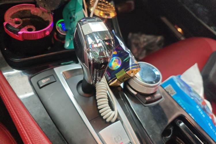 Used BMW 5 Series 2011 523Li Luxury Model Gear Lever